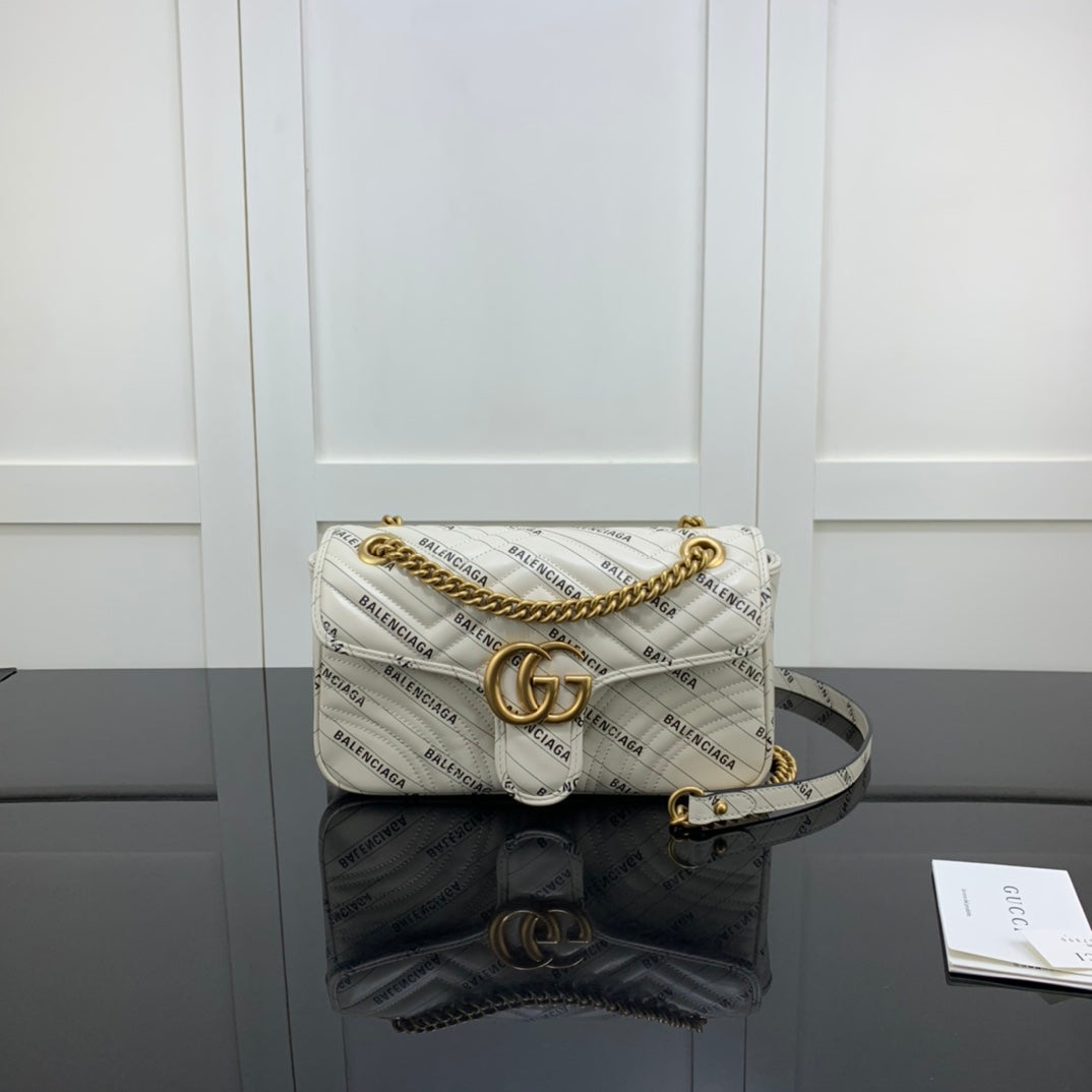 BOLSA GUCCI MARMONT PEQUENA 26