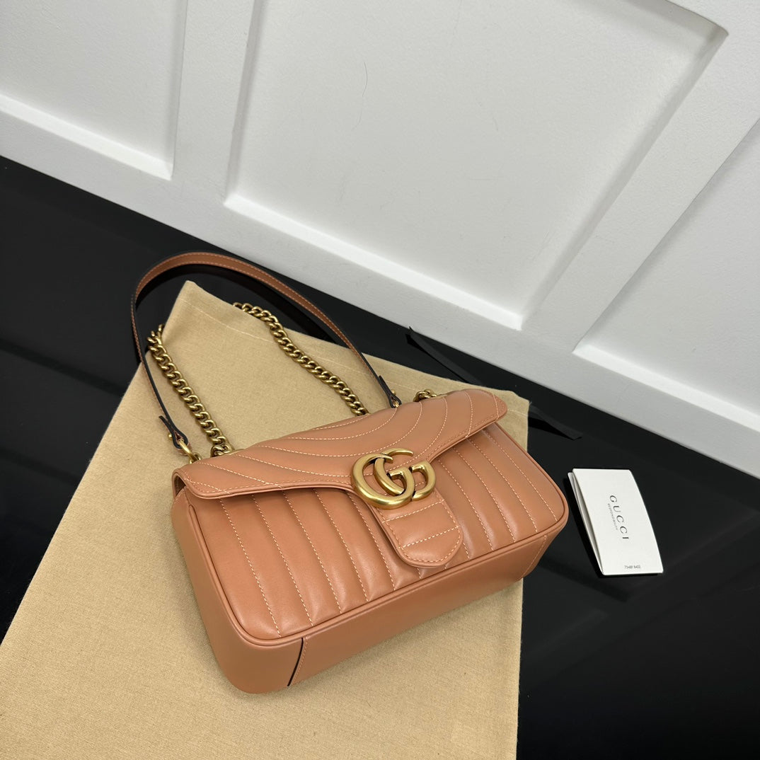 SMALL GUCCI MARMONT BAG 26