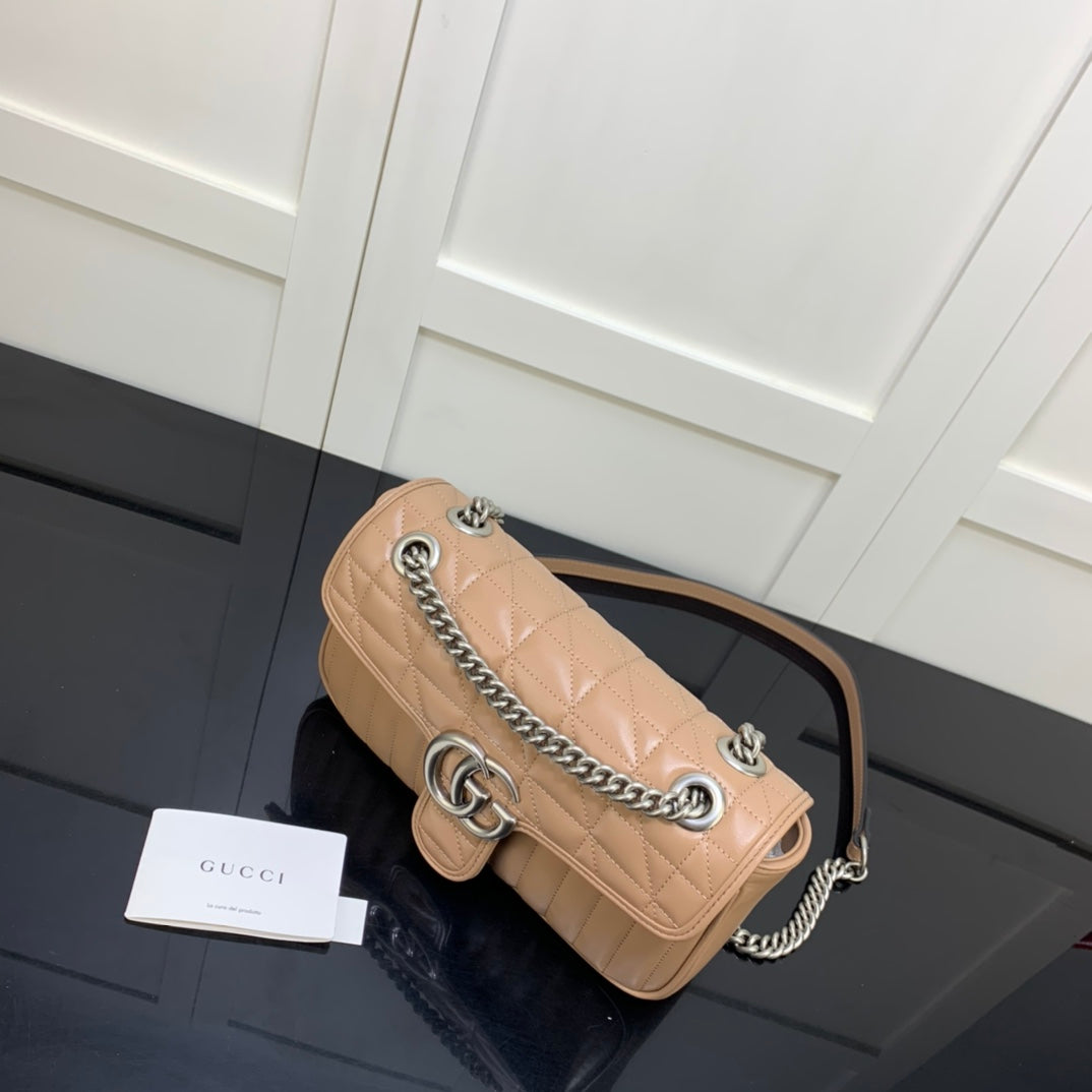 BOLSA GUCCI MARMONT PEQUENA 26