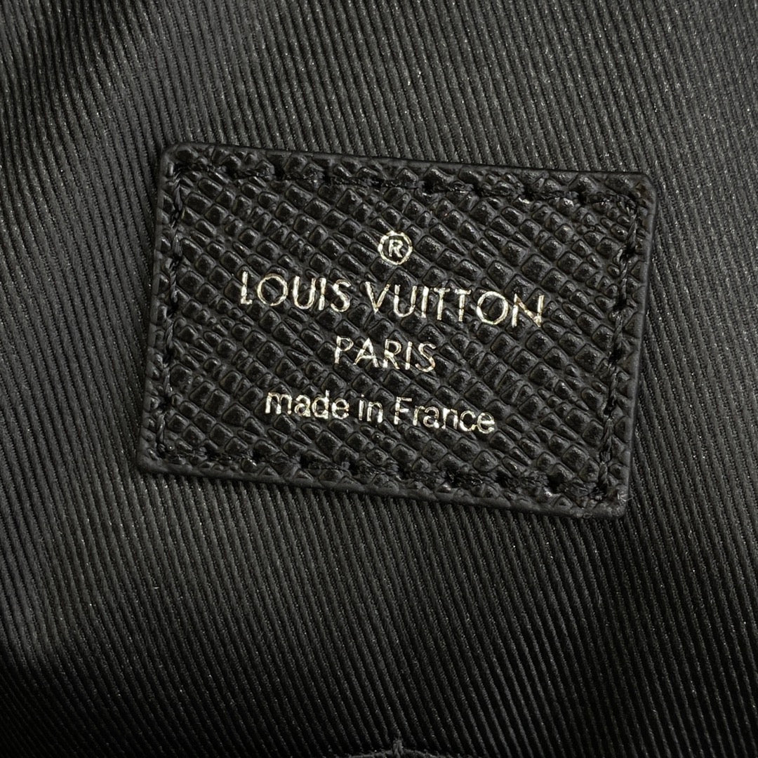 MOCHILA LV - M30857