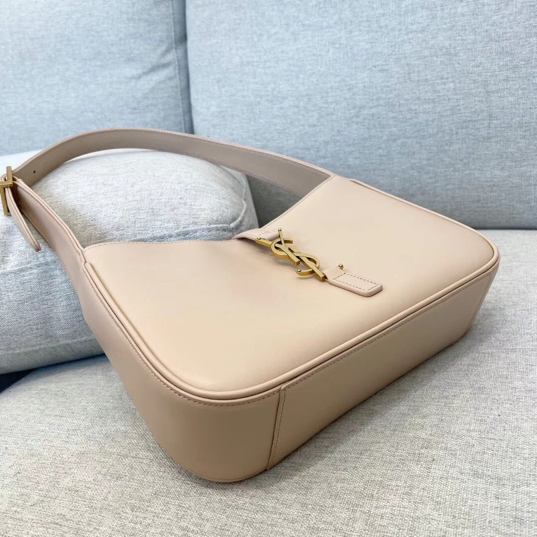 BOLSA YSL LE 5 À 7  23