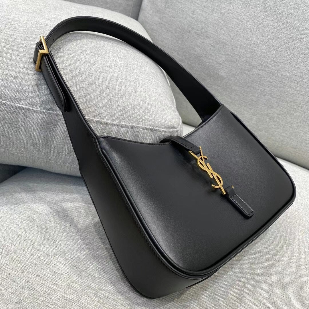 BOLSA YSL LE 5 À 7  23