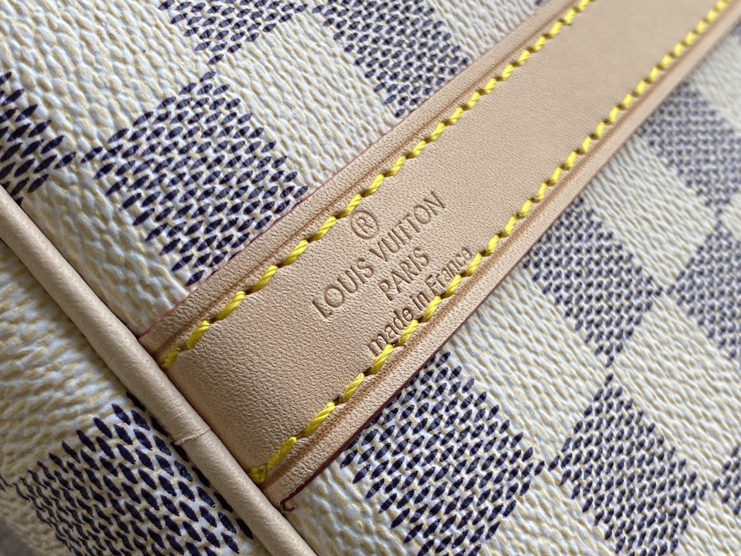 LV SPEEDY BANDOULIÈRE BAG 30