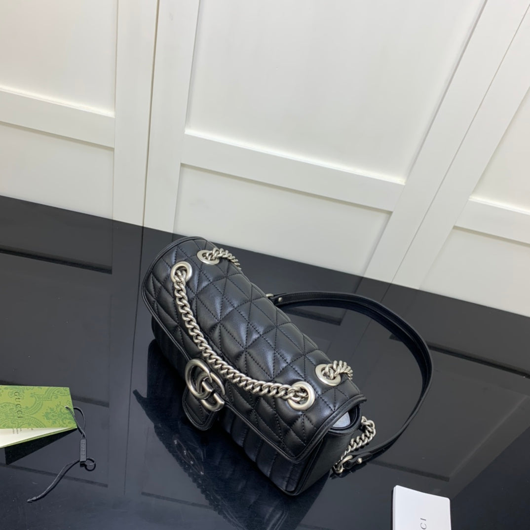 BOLSA GUCCI MARMONT PEQUENA 26