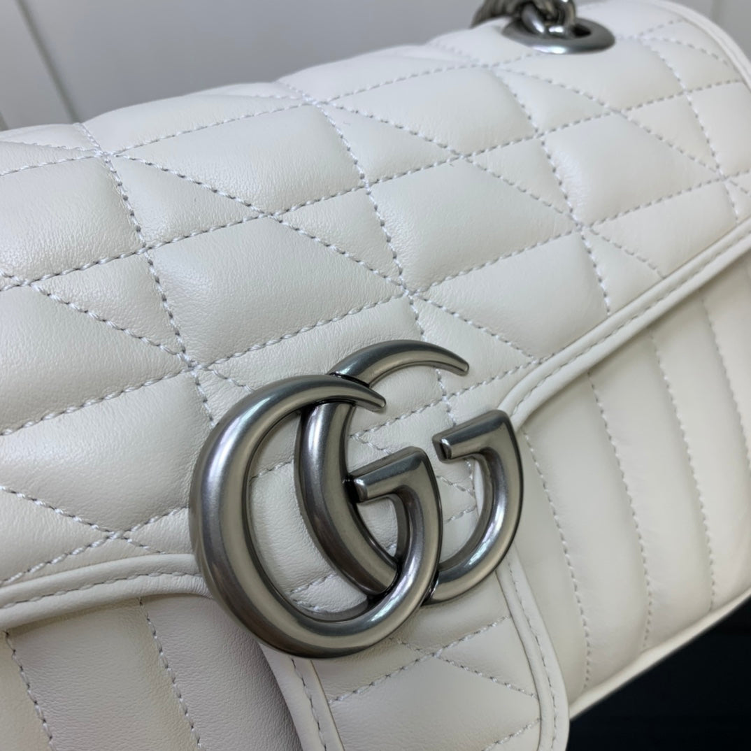 SMALL GUCCI MARMONT BAG 26