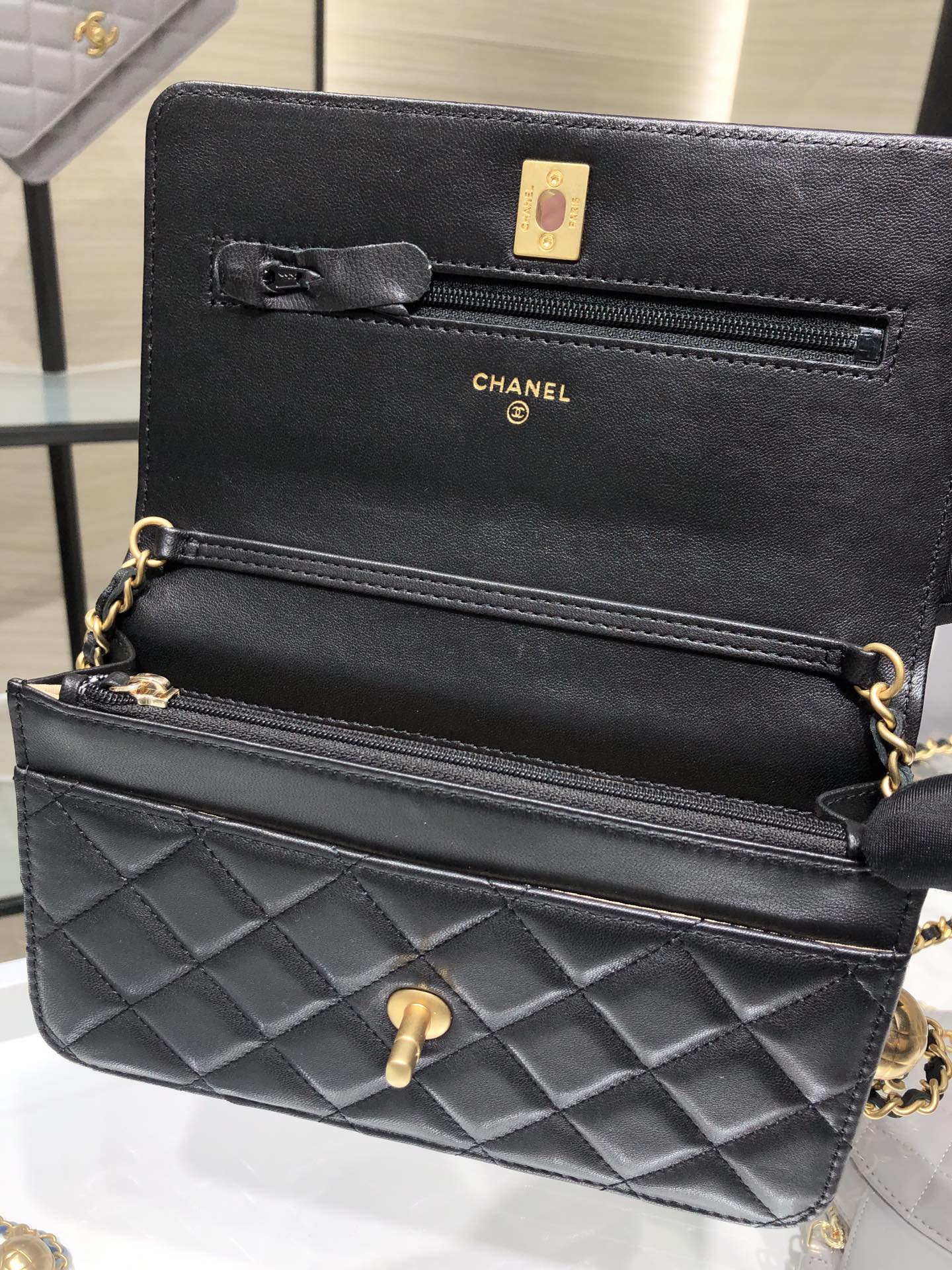 BOLSA WOC PEARL CRUSH 22C