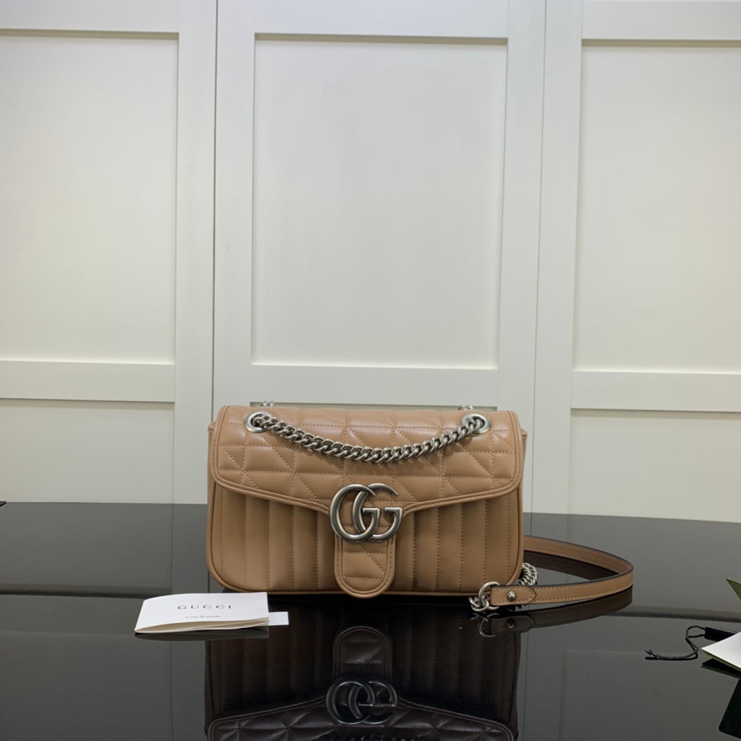 BOLSA GUCCI MARMONT PEQUENA 26