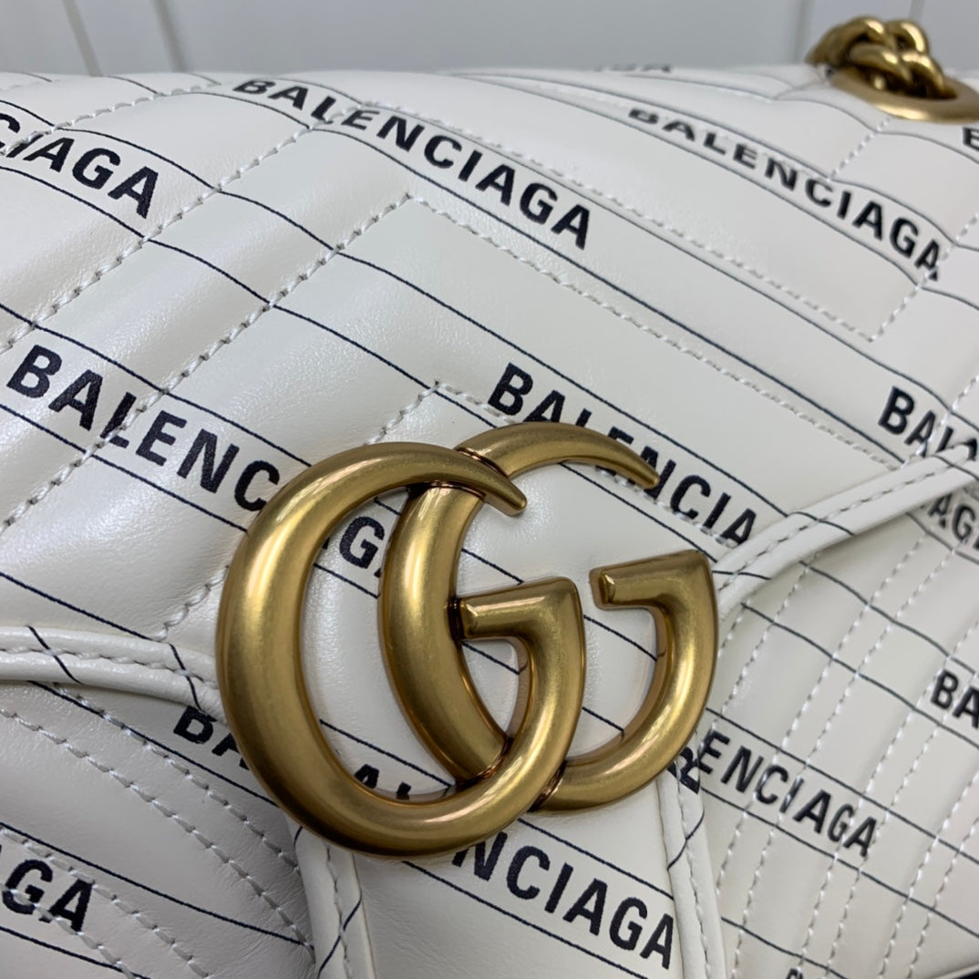 BOLSA GUCCI MARMONT PEQUENA 26