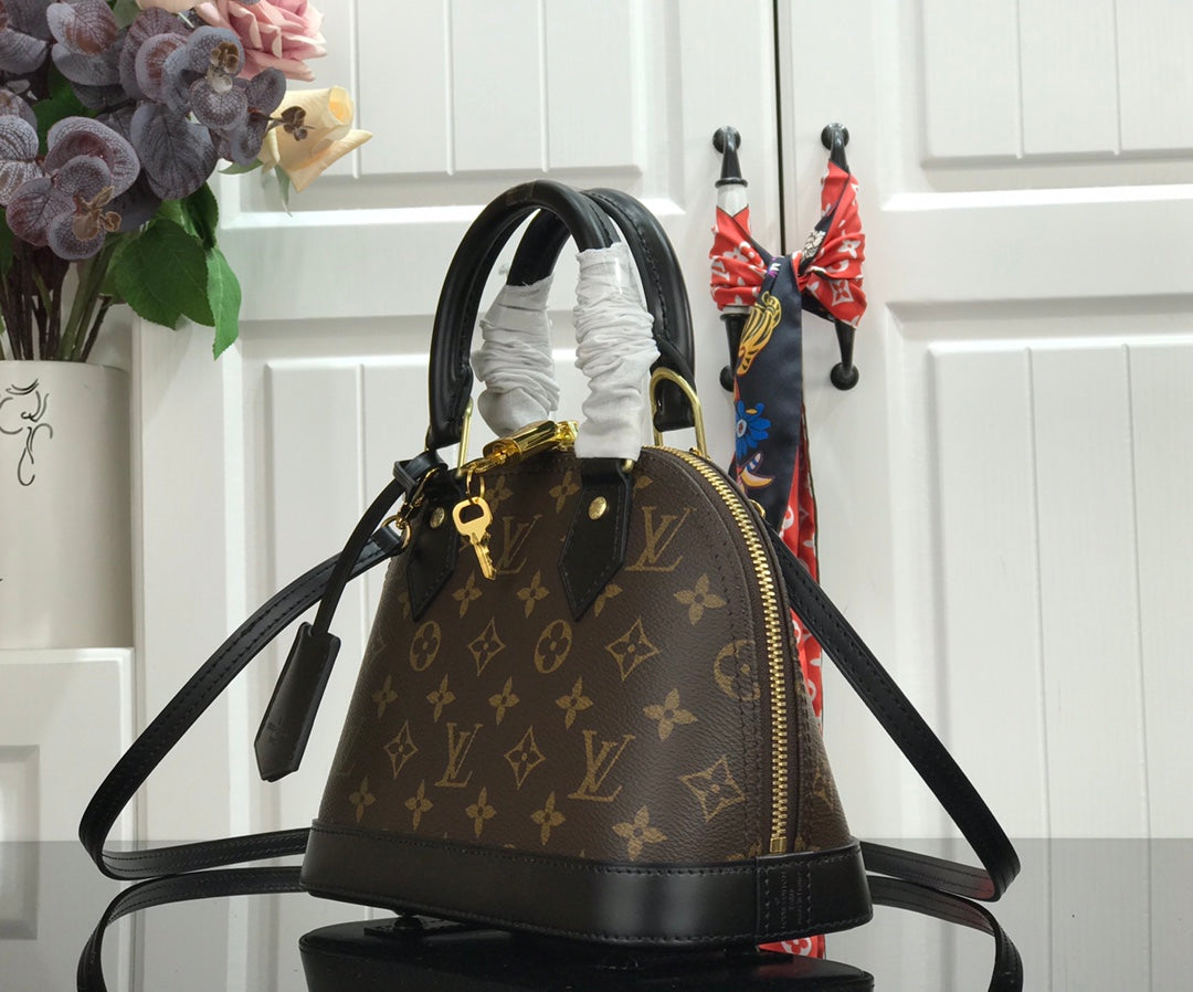 BOLSA LV ALMA BB