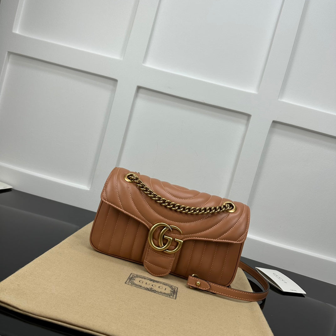 BOLSA GUCCI MARMONT PEQUENA 26