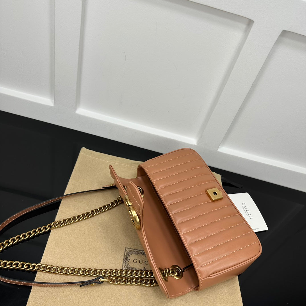 SMALL GUCCI MARMONT BAG 26