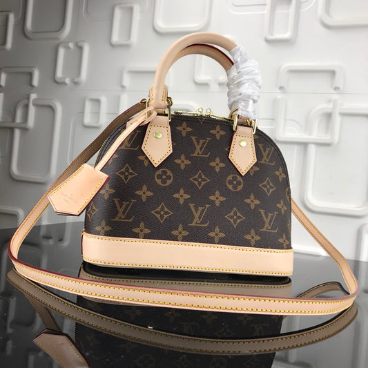 BOLSA LV ALMA BB