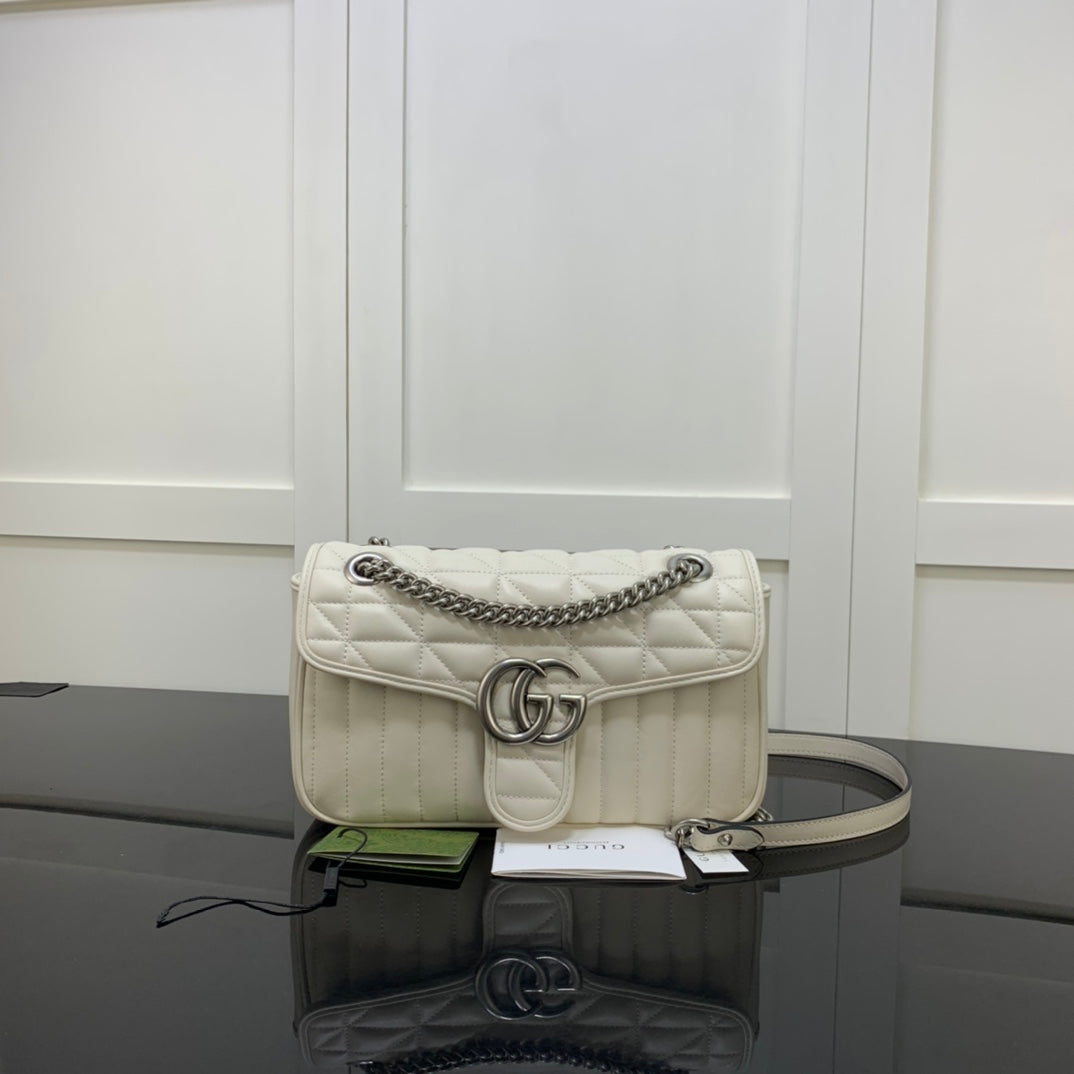 SMALL GUCCI MARMONT BAG 26