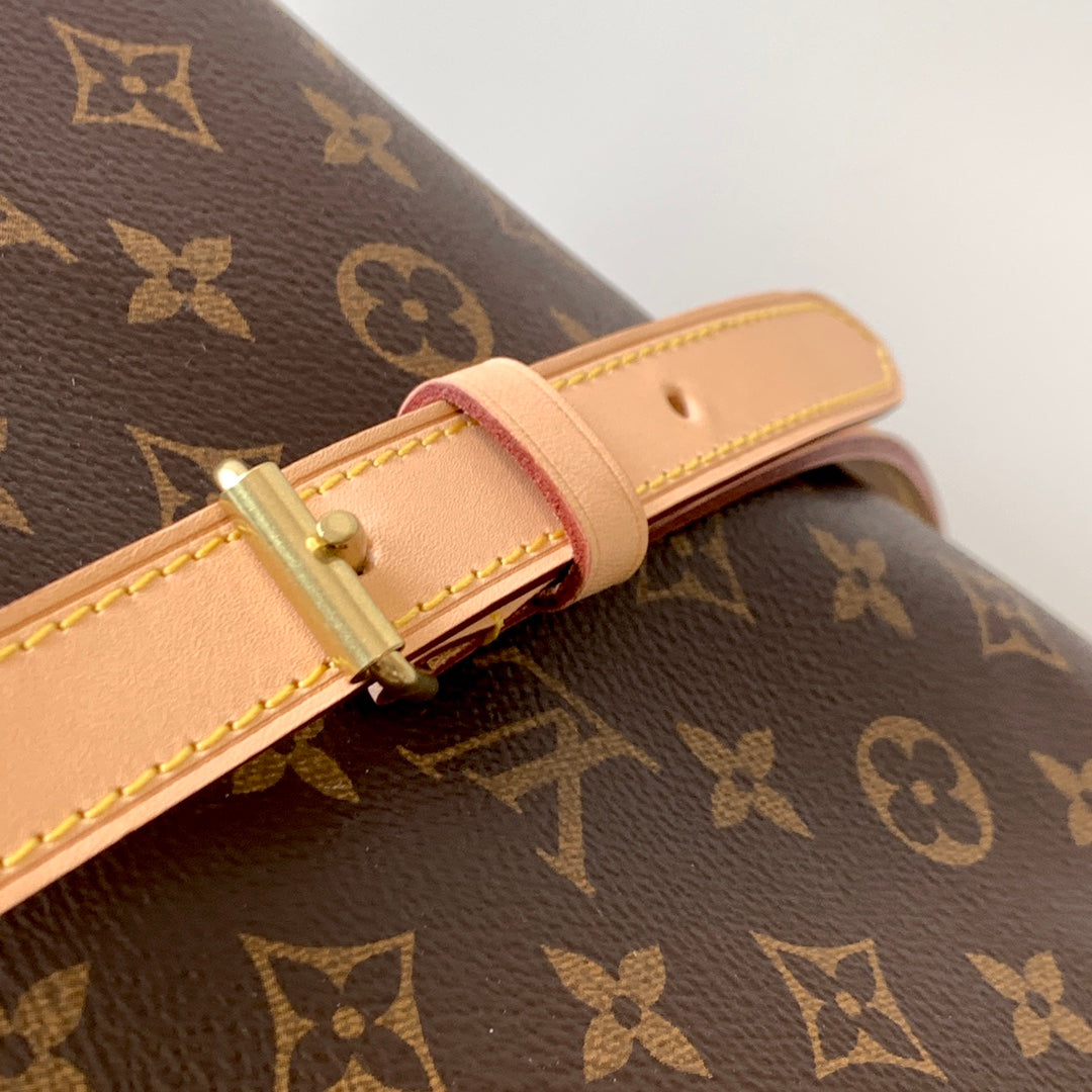 LV SPEEDY BANDOULIÈRE BAG 30