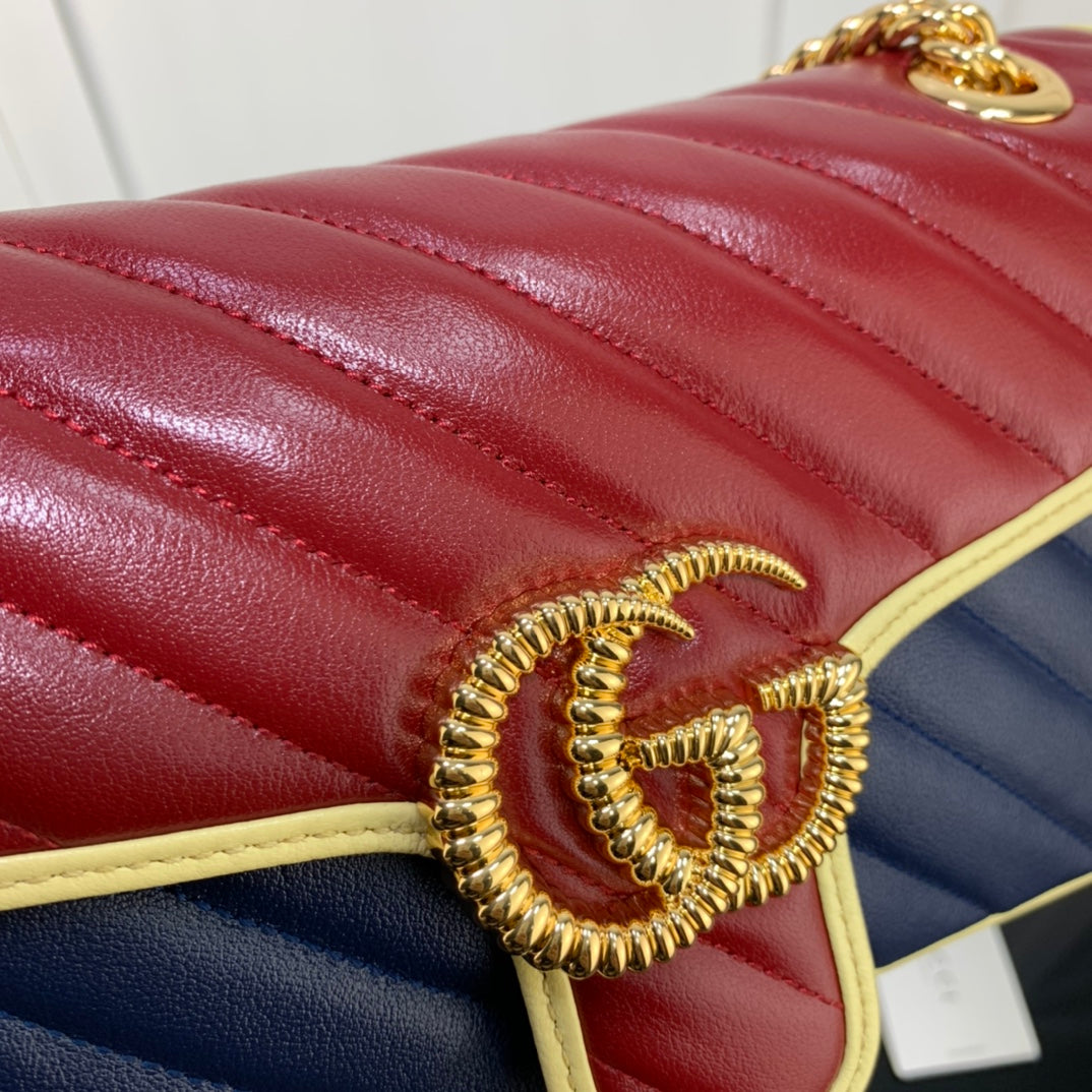 BOLSA GUCCI MARMONT PEQUENA 26