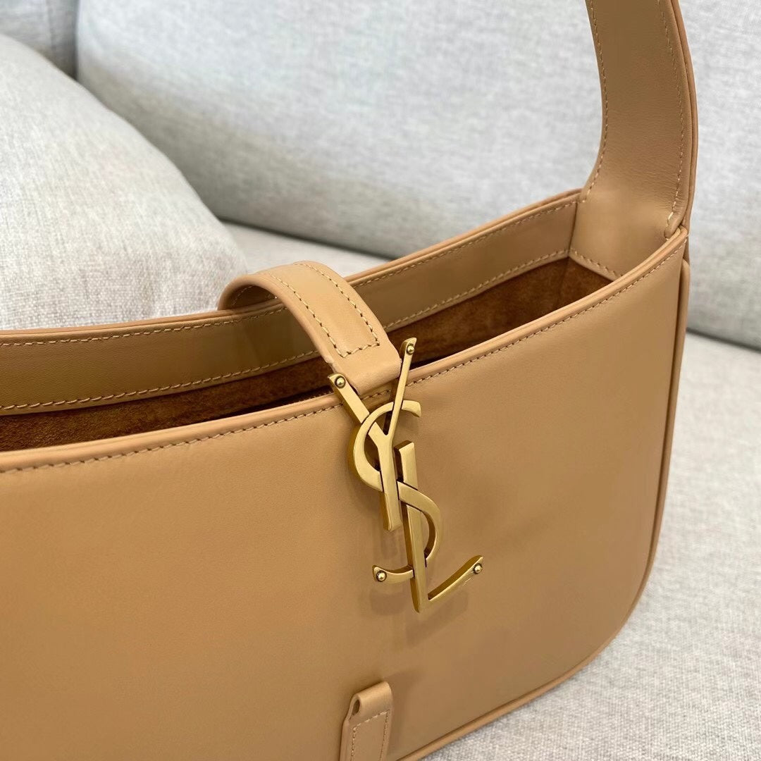 BOLSA YSL LE 5 À 7  23