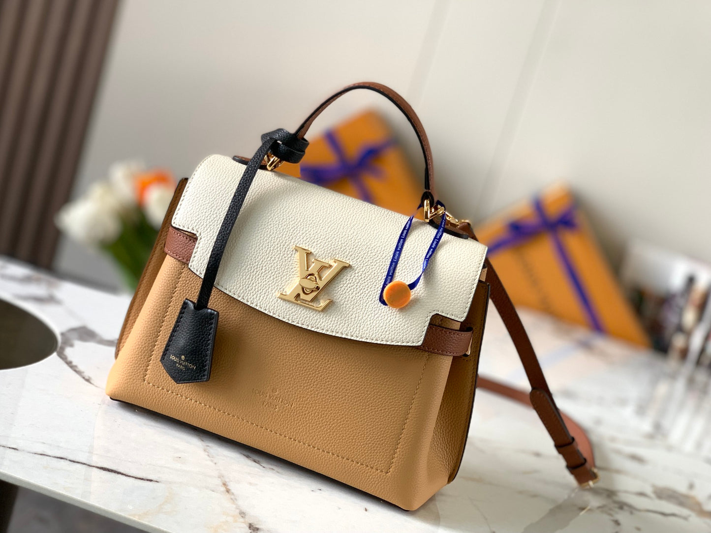 BOLSA LV LOCKME BB