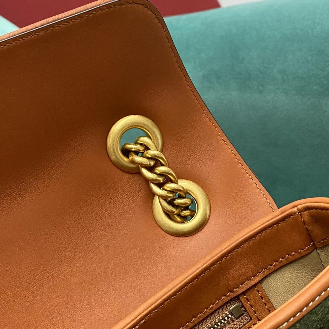 BOLSA GUCCI MARMONT PEQUENA 26