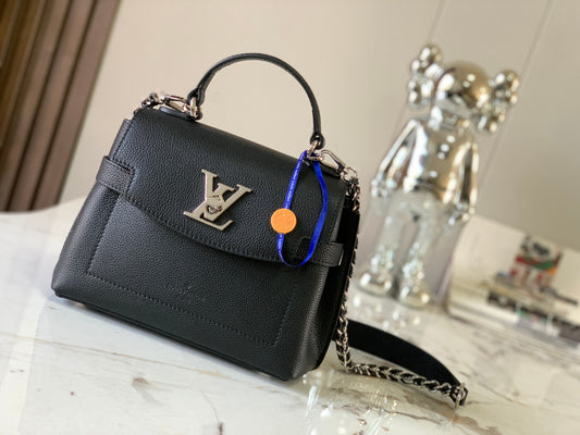 BOLSA LV LOCKME EVER MINI 23