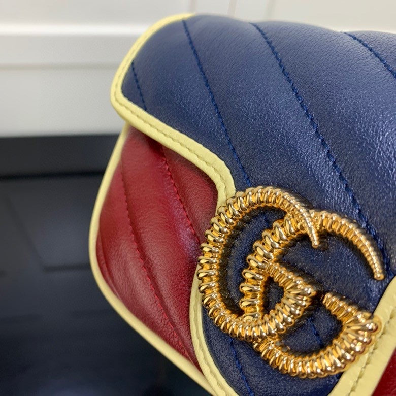 BOLSA GUCCI MARMONT SUPER MINI 16