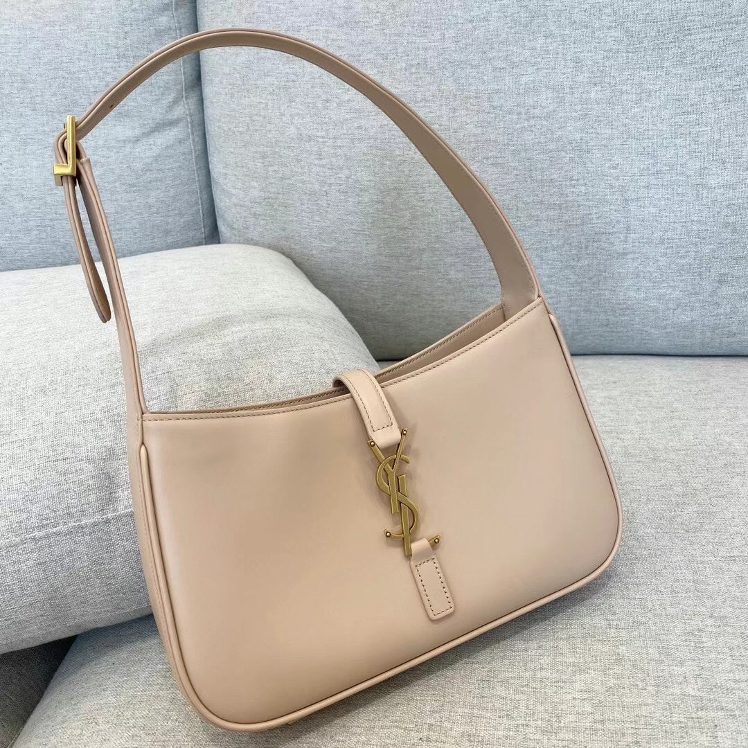 BOLSA YSL LE 5 À 7  23