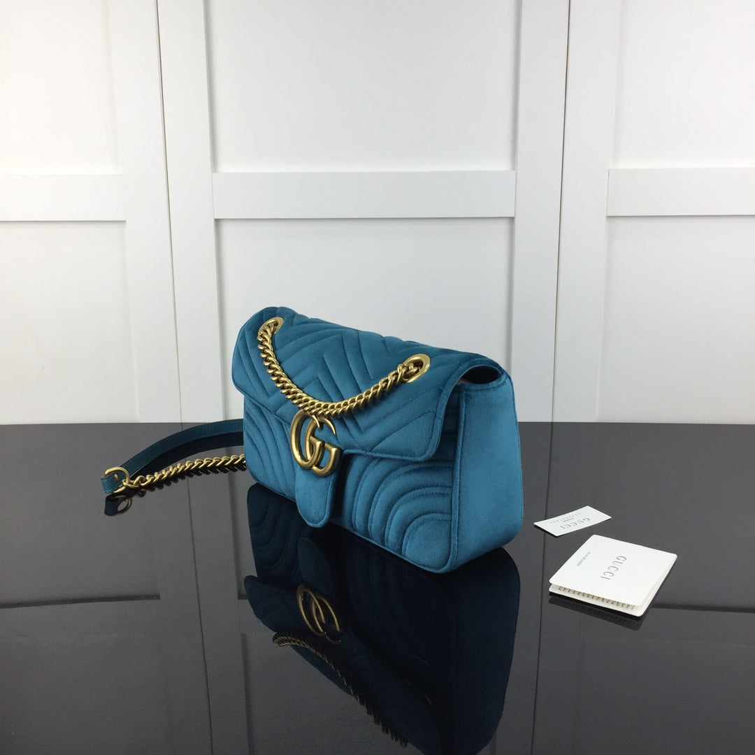 SMALL GUCCI MARMONT BAG 26