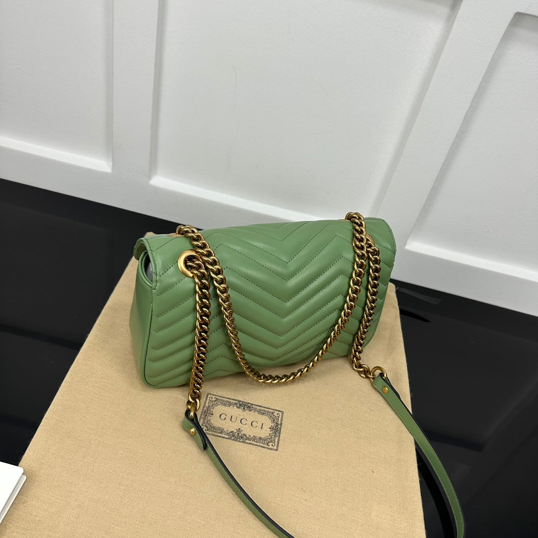 SMALL GUCCI MARMONT BAG 26