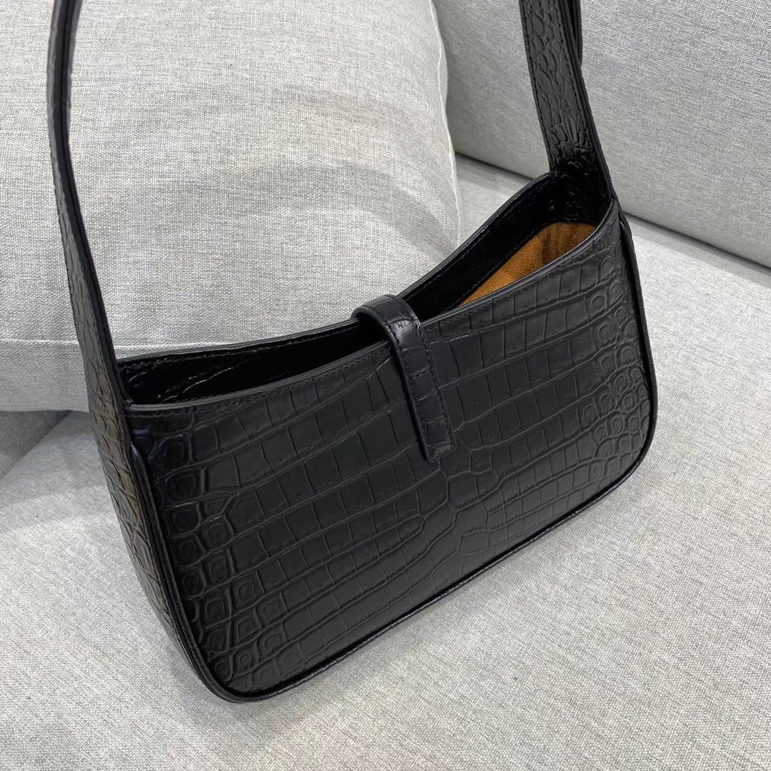 BOLSA YSL LE 5 À 7  23