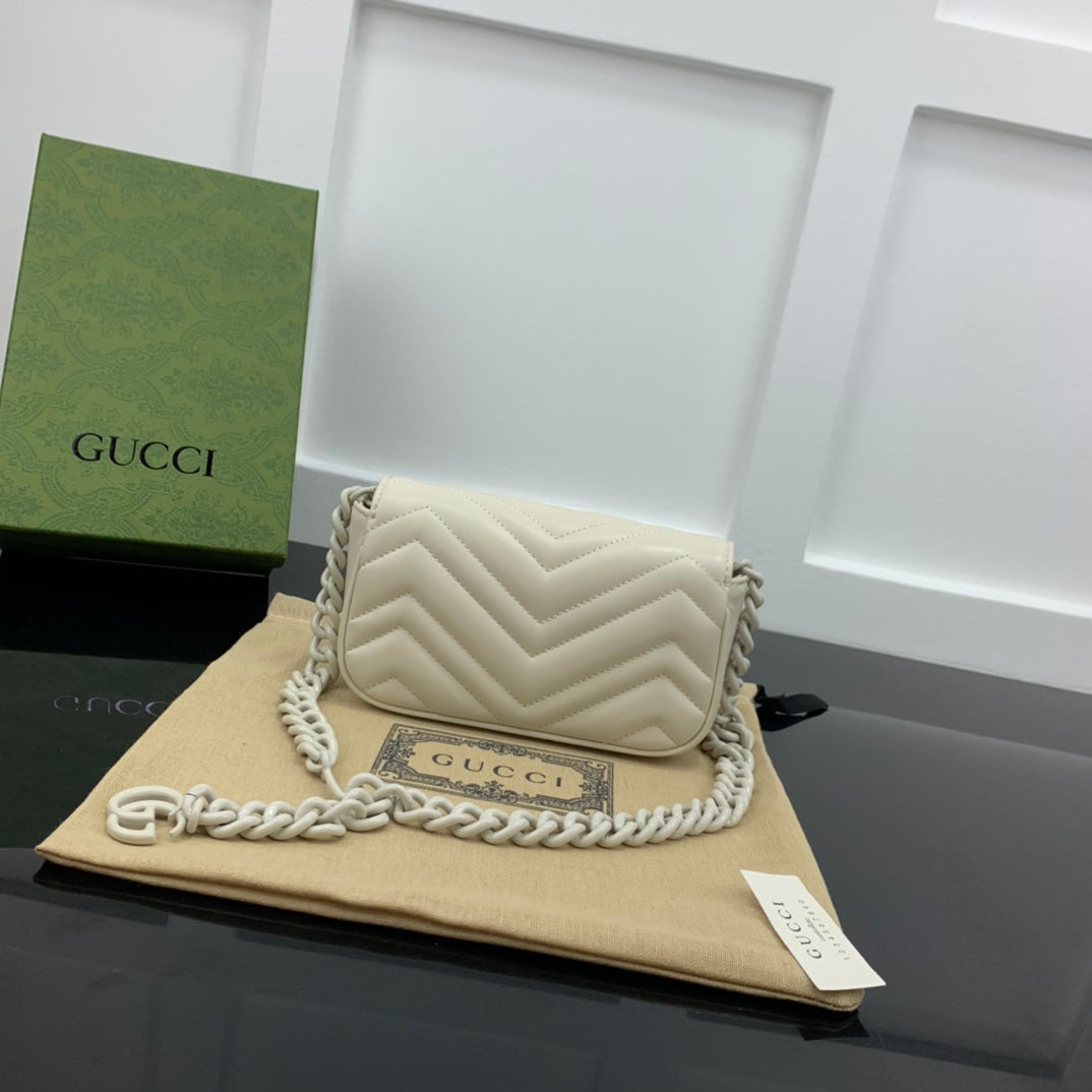 BOLSA GUCCI MARMONT SUPER MINI 16