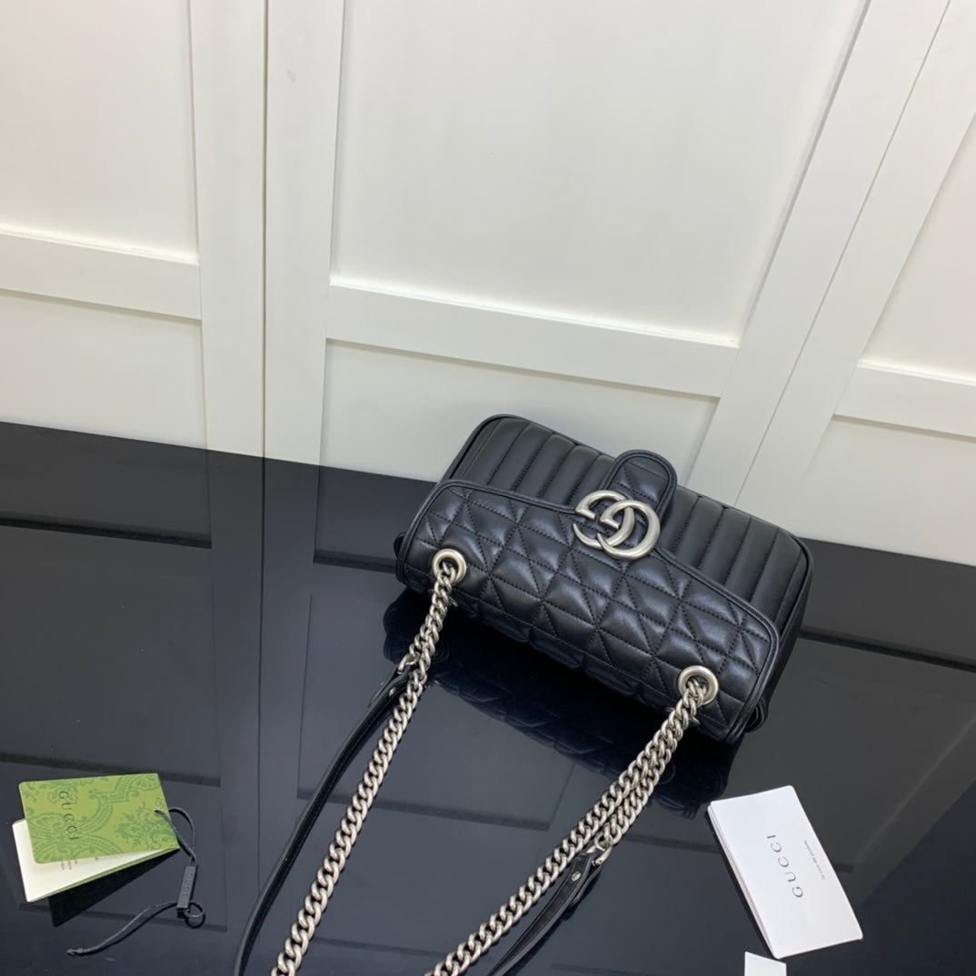 BOLSA GUCCI MARMONT PEQUENA 26