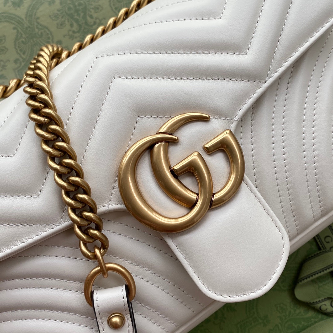 BOLSA GUCCI MARMONT PEQUENA 26