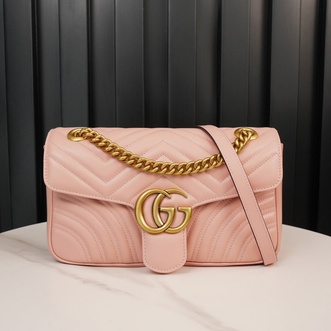 BOLSA GUCCI MARMONT PEQUENA 26