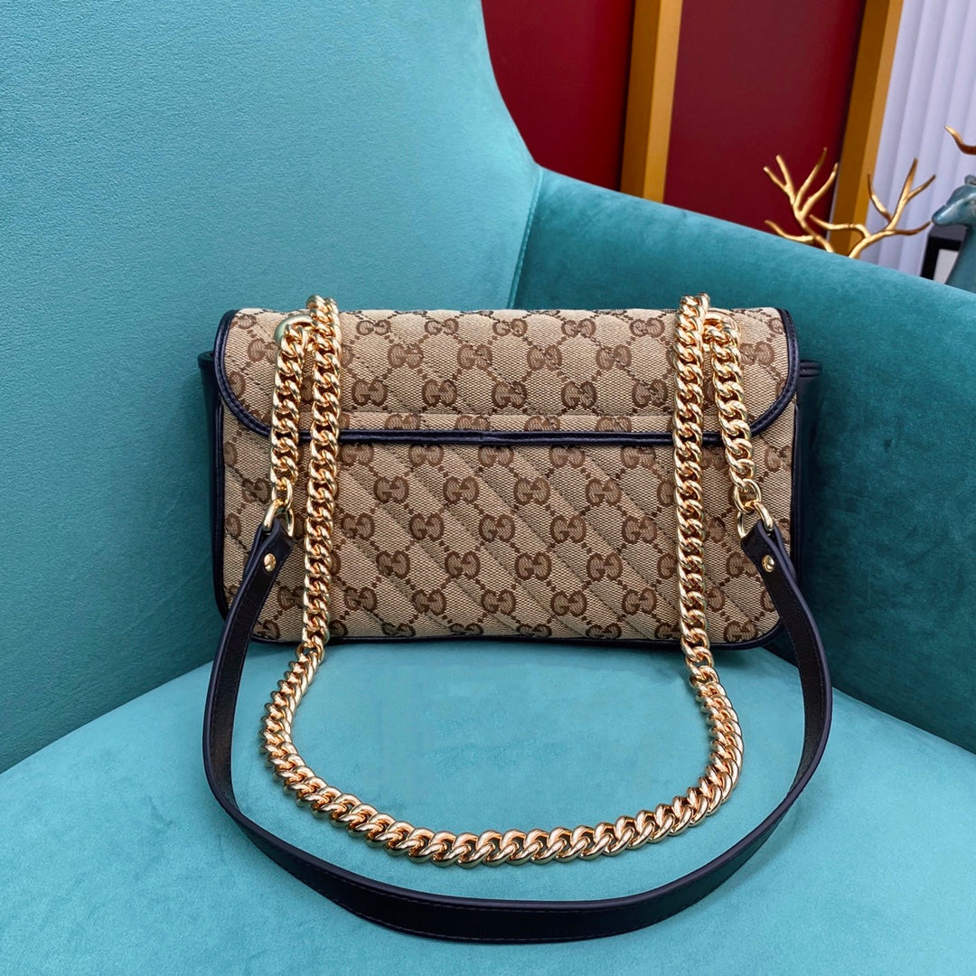 BOLSA GUCCI MARMONT PEQUENA 26