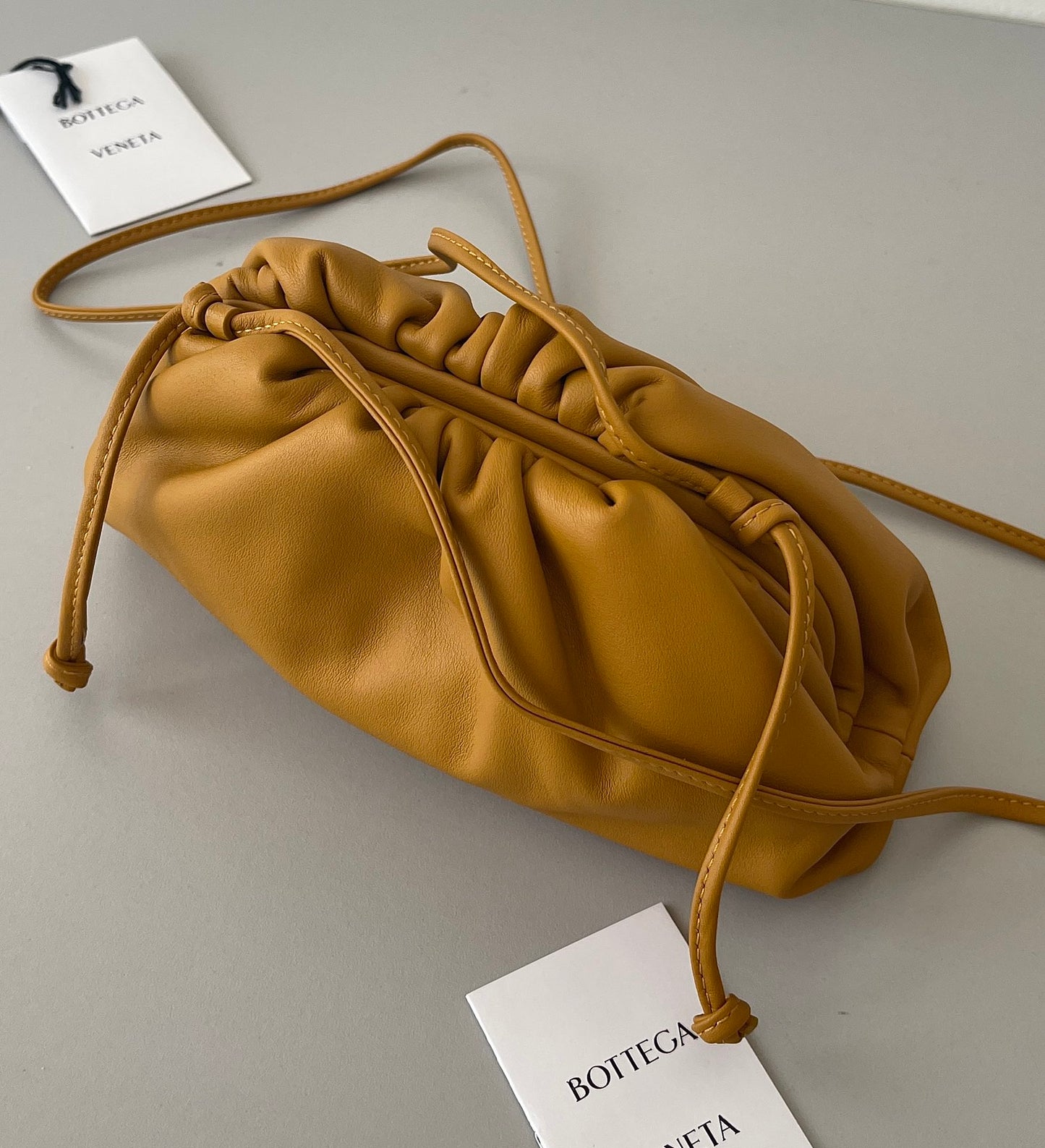 BOLSA BOTTEGA MINI POUCH