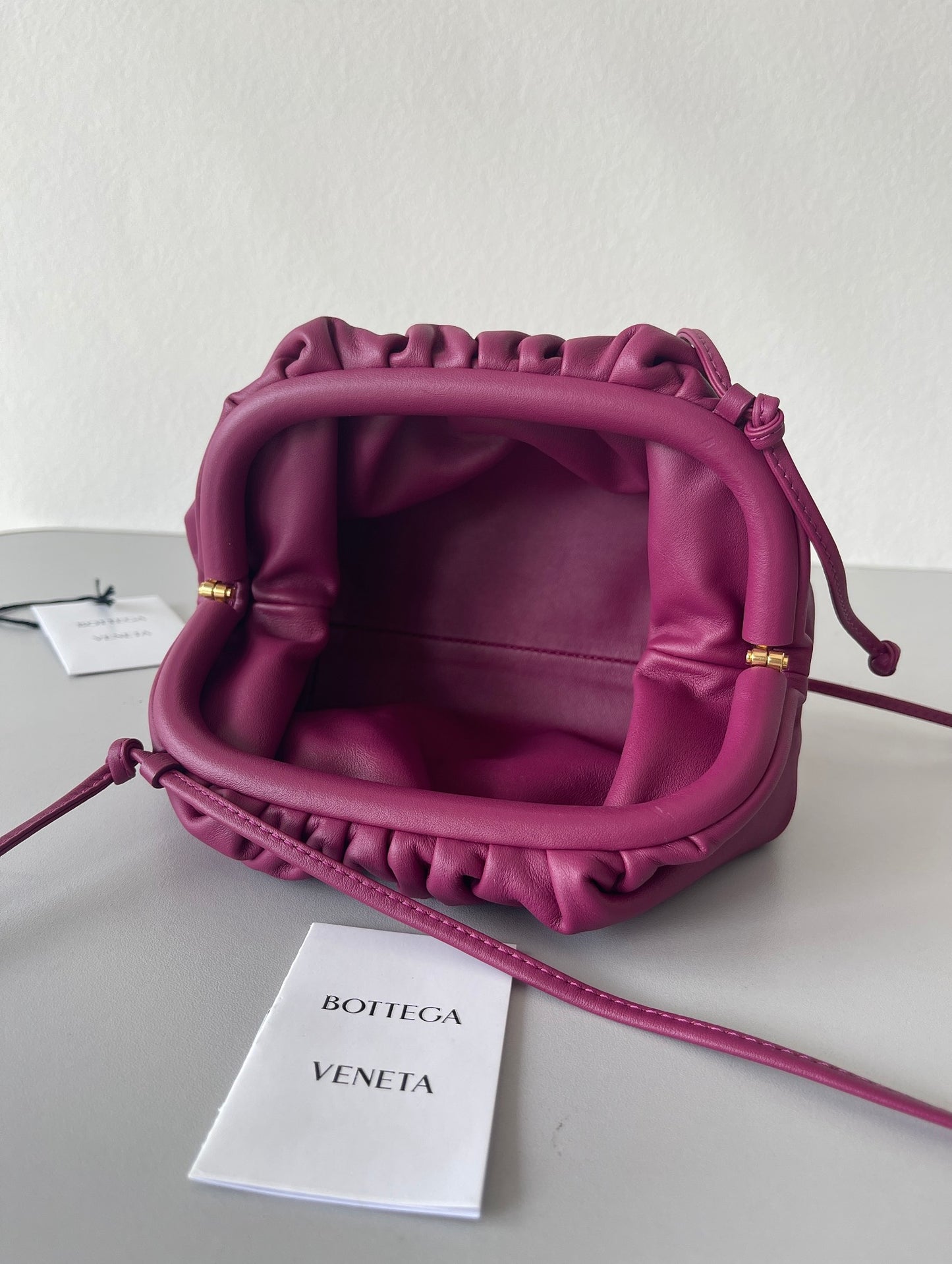 BOLSA BOTTEGA MINI POUCH