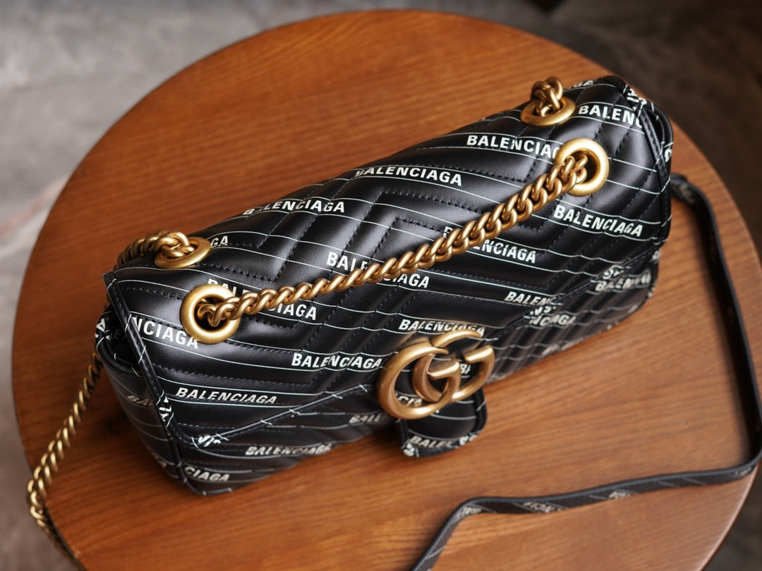 BOLSA GUCCI MARMONT PEQUENA 26