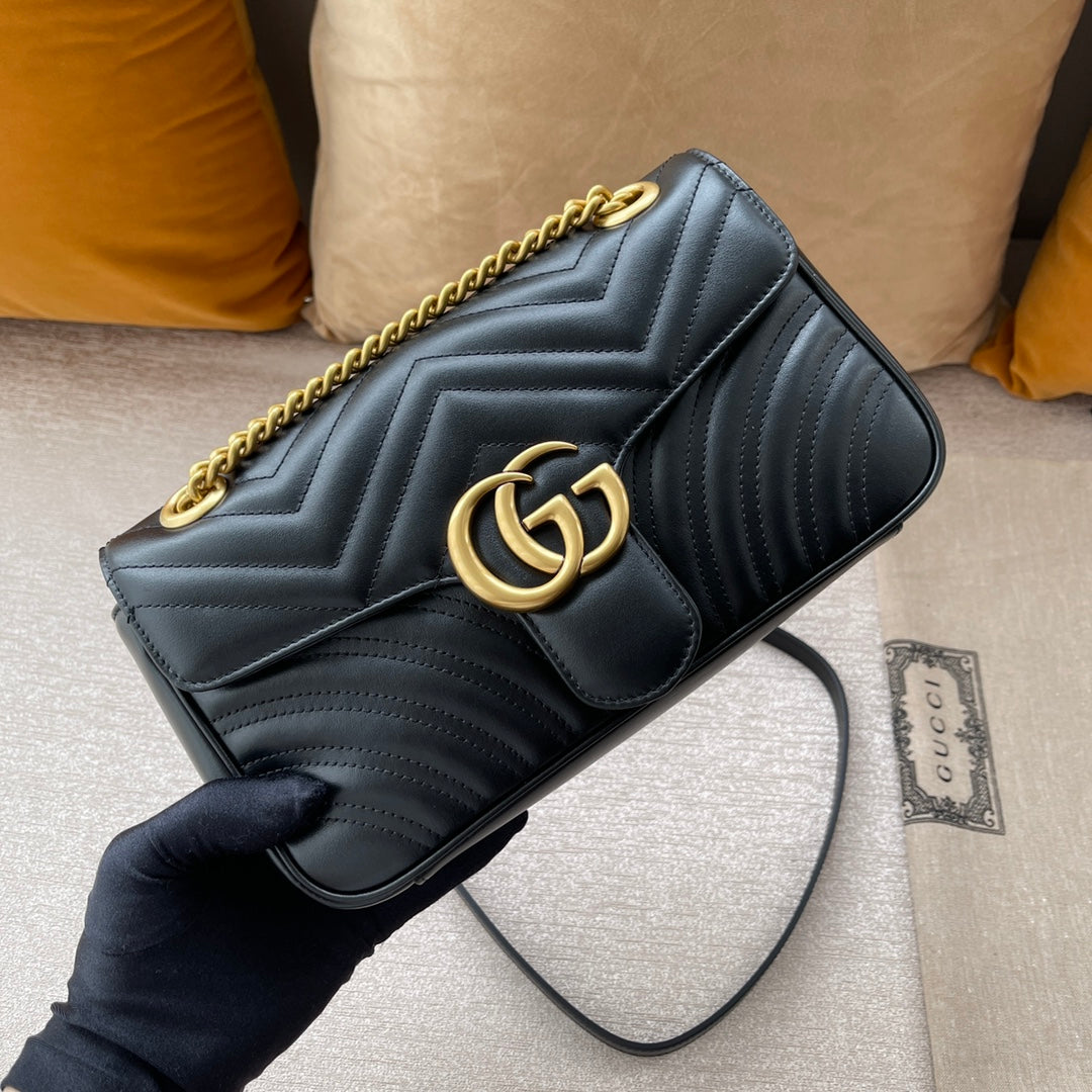 BOLSA GUCCI MARMONT PEQUENA 26