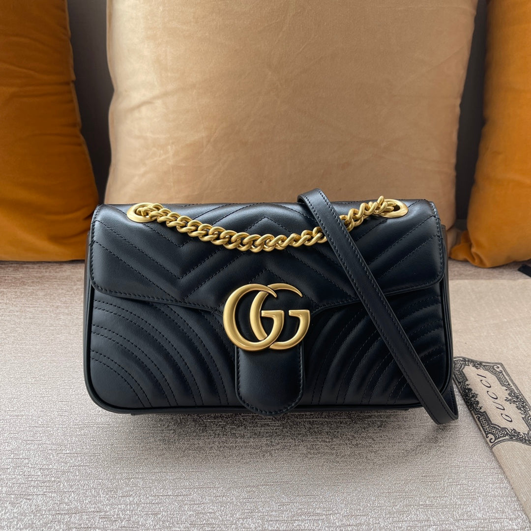 BOLSA GUCCI MARMONT PEQUENA 26