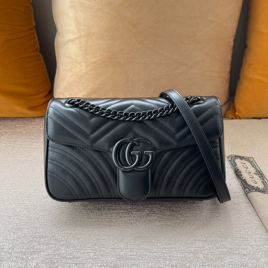 BOLSA GUCCI MARMONT PEQUENA 26